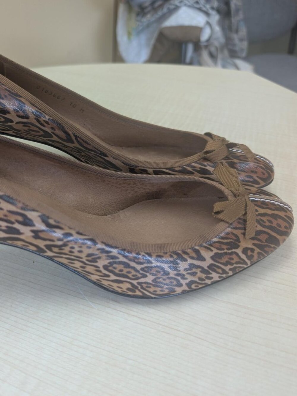 NIB Delman Lucy Leopard Leather Women's Pumps Size 10